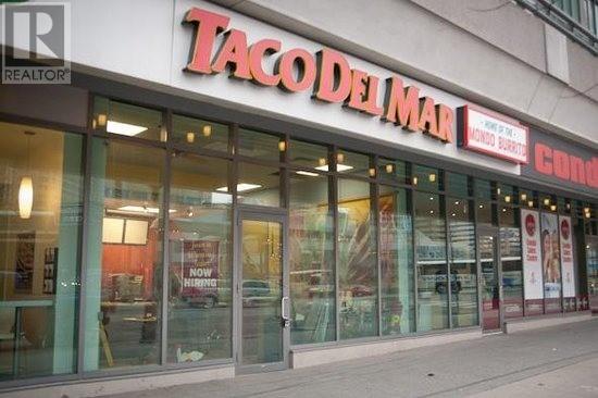 135 BREMNER Boulevard, Toronto, Ontario