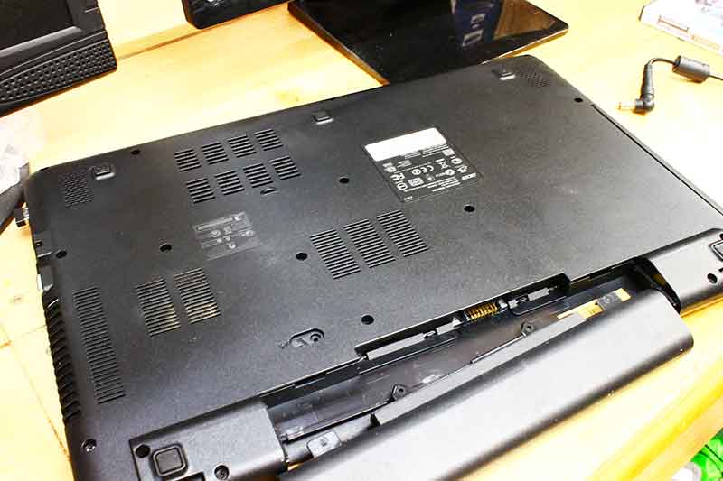 ACER Aspire E15 laptop battery not charging fix – September 19, 2015 