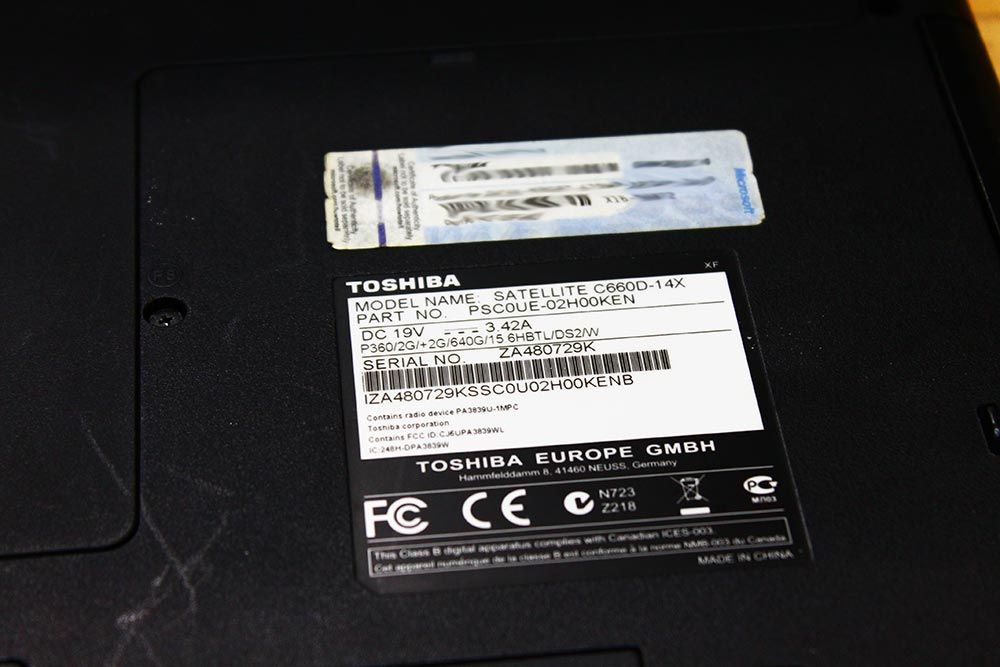 toshiba_satellite_c660d_screen_replacement1