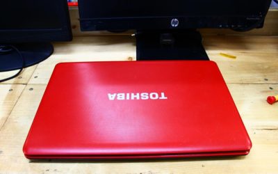 Toshiba Satellite C660D laptop screen replacement – March 29, 2016