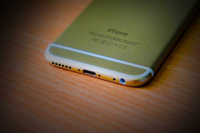 Fix iPhone 7 battery not charging Problem !