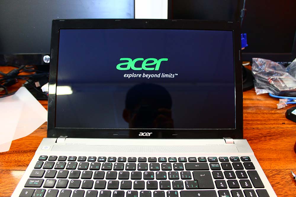 acer_aspire_571_6769_screen_replacement16