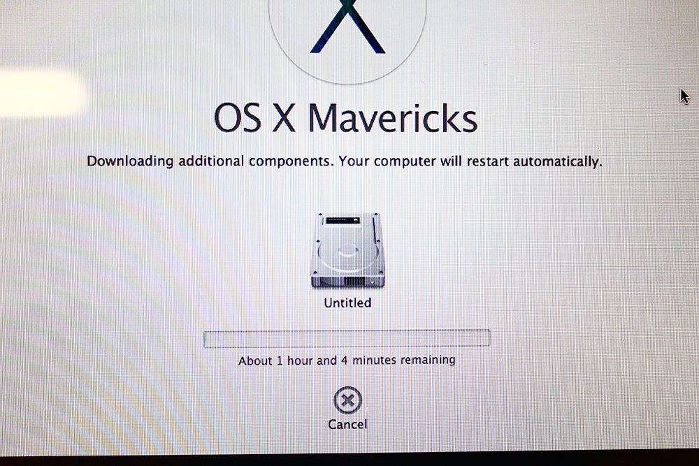 macbook_shuts_down_booting_apple_logo6